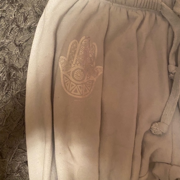 Spiritual Gangster sweats, white with pink and gold stripes, small, - Picture 3 of 5